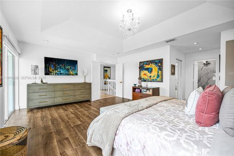 Villa ou maison à louer à Doral, Floride: 6 chambres, 275.46 m2 № 2028774 - photo 21