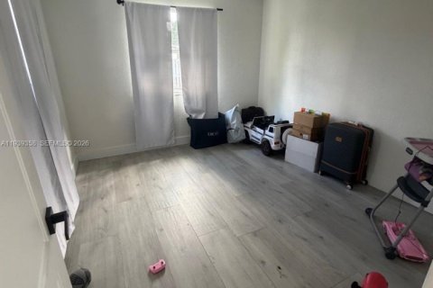 Купить виллу или дом в Форт-Лодердейл, Флорида 6 спален, 143.44м2, № 1996841 - фото 14