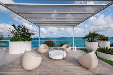 Condominio en venta en Miami, Florida, 2 dormitorios, 89.93 m2 № 1988977 - foto 30