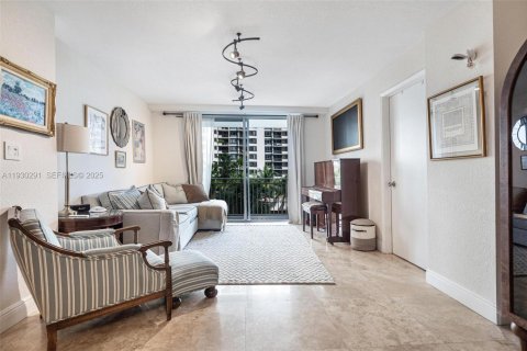 Condominio en venta en Miami, Florida, 2 dormitorios, 89.93 m2 № 1988977 - foto 2