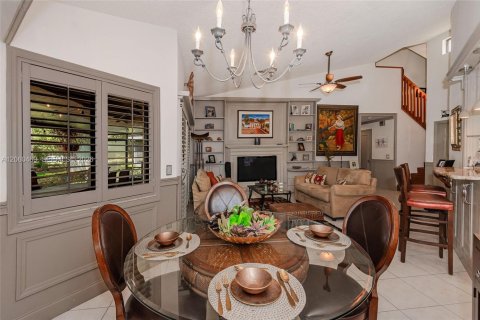 Touwnhouse à vendre à Plantation, Floride: 2 chambres, 129.6 m2 № 2286163 - photo 8