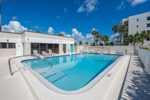 Copropriété à vendre à Cocoa Beach, Floride: 2 chambres, 120.4 m2 № 1899682 - photo 6