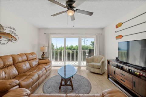 Copropriété à vendre à Cocoa Beach, Floride: 2 chambres, 120.4 m2 № 1899682 - photo 26