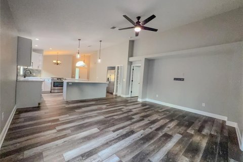 House in Tampa, Florida 4 bedrooms, 158.4 sq.m. № 2167559 - photo 20