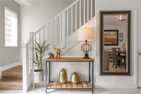 Купить таунхаус в Дорал, Флорида 4 спальни, 200.95м2, № 2009602 - фото 11