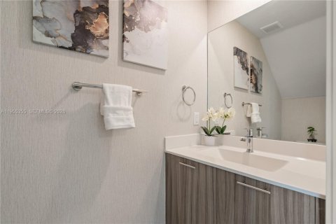 Купить таунхаус в Дорал, Флорида 4 спальни, 200.95м2, № 2009602 - фото 17