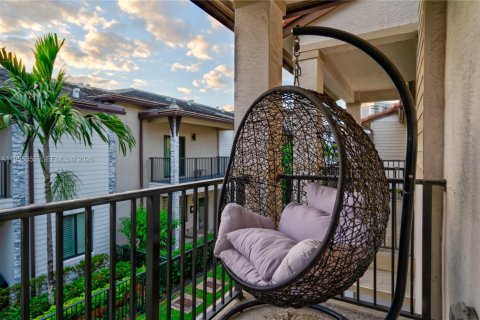 Купить таунхаус в Дорал, Флорида 4 спальни, 200.95м2, № 2009602 - фото 26