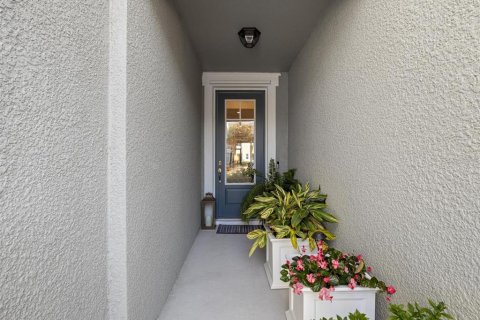 Townhouse in Oldsmar, Florida 2 bedrooms, 175.4 sq.m. № 2379088 - photo 3