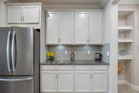 Townhouse in Oldsmar, Florida 2 bedrooms, 175.4 sq.m. № 2379088 - photo 13