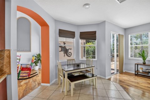 House in Lake Worth, Florida 5 bedrooms, 269.51 sq.m. № 2074556 - photo 20