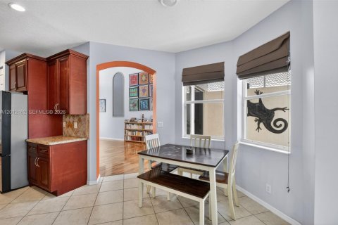 House in Lake Worth, Florida 5 bedrooms, 269.51 sq.m. № 2074556 - photo 21