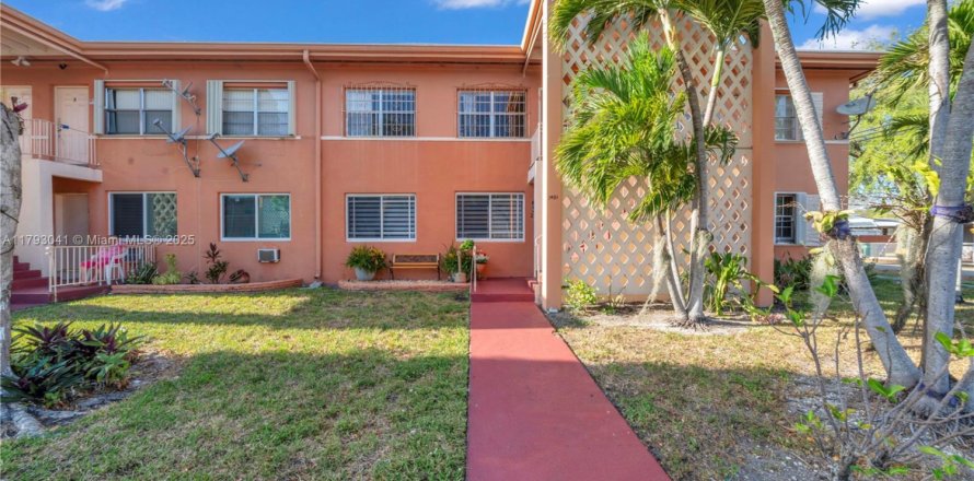 Condo à Miami, Floride, 2 chambres № 1700099
