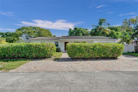 House in Miami Shores, Florida 3 bedrooms, 132.11 sq.m. № 1886583 - photo 2