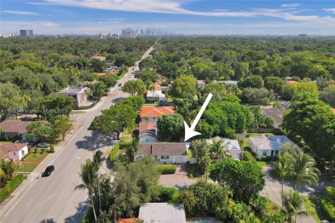 House in Miami Shores, Florida 3 bedrooms, 132.11 sq.m. № 1886583 - photo 22