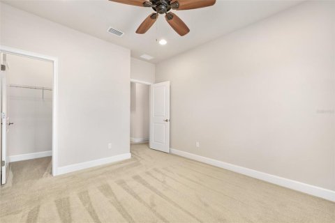 House in Port Orange, Florida 4 bedrooms, 209.31 sq.m. № 1747325 - photo 22