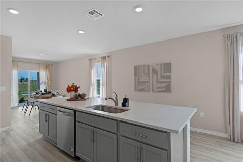Villa ou maison à vendre à Winter Haven, Floride: 4 chambres, 159.79 m2 № 2229332 - photo 9