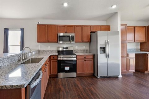 Casa en alquiler en Winter Haven, Florida, 4 dormitorios, 147.06 m2 № 2283653 - foto 24