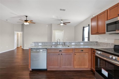 Casa en alquiler en Winter Haven, Florida, 4 dormitorios, 147.06 m2 № 2283653 - foto 26