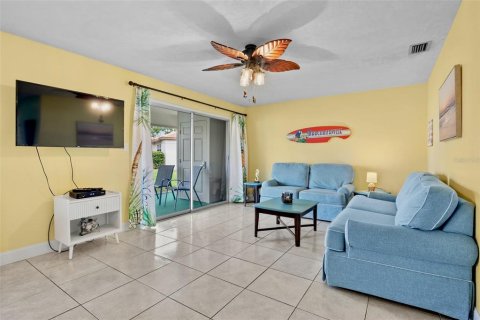 Villa ou maison à vendre à Sarasota, Floride: 2 chambres, 96.25 m2 № 2149964 - photo 10