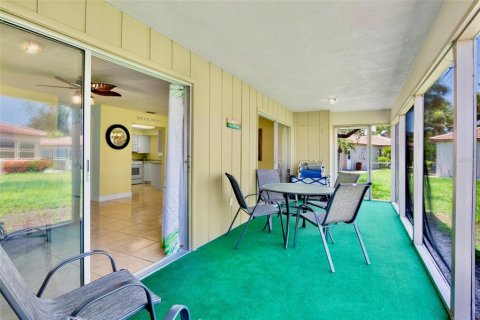 Villa ou maison à vendre à Sarasota, Floride: 2 chambres, 96.25 m2 № 2149964 - photo 23