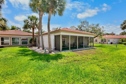 Villa ou maison à vendre à Sarasota, Floride: 2 chambres, 96.25 m2 № 2149964 - photo 4