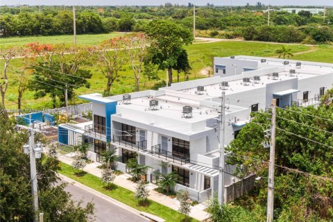Touwnhouse à louer à Homestead, Floride: 3 chambres № 1934603 - photo 20