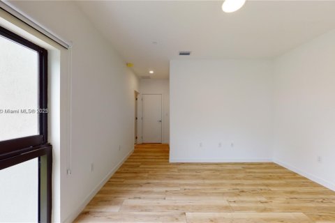 Touwnhouse à louer à Homestead, Floride: 3 chambres № 1934603 - photo 7