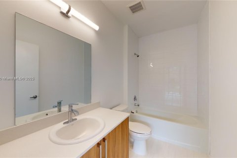 Touwnhouse à louer à Homestead, Floride: 3 chambres № 1934603 - photo 17