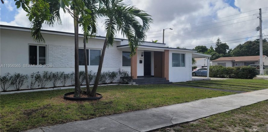 Casa en Miami, Florida 3 dormitorios, 160.63 m2 № 2010448