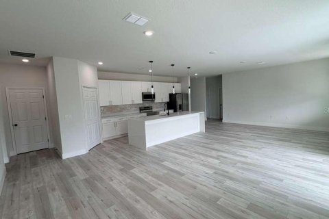 House in North Port, Florida 4 bedrooms, 185.8 sq.m. № 2095889 - photo 4
