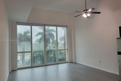 Condo in Miami, Florida  № 1930743 - photo 4