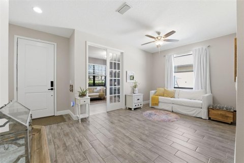 House in Land O' Lakes, Florida 3 bedrooms, 195.09 sq.m. № 2420064 - photo 8