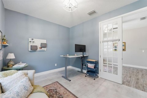 House in Land O' Lakes, Florida 3 bedrooms, 195.09 sq.m. № 2420064 - photo 20