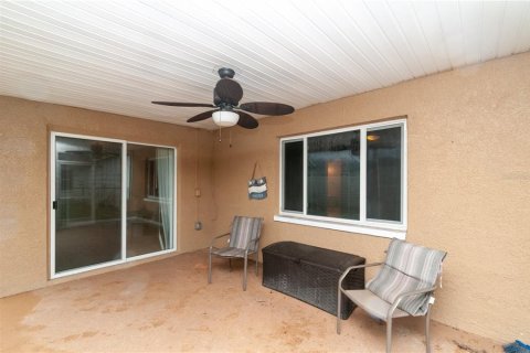 Villa ou maison à vendre à New Port Richey, Floride: 3 chambres, 118.91 m2 № 2413634 - photo 28