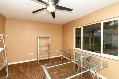 Villa ou maison à vendre à New Port Richey, Floride: 3 chambres, 118.91 m2 № 2413634 - photo 4