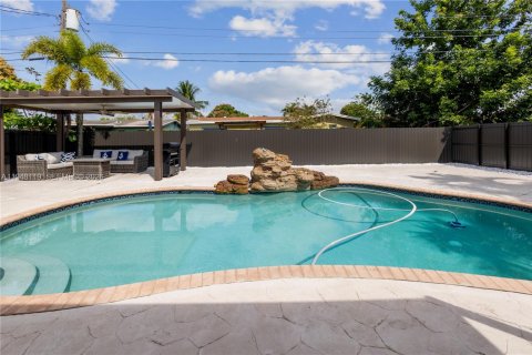 Casa en venta en Sunrise, Florida, 2 dormitorios, 85.38 m2 № 2004470 - foto 30