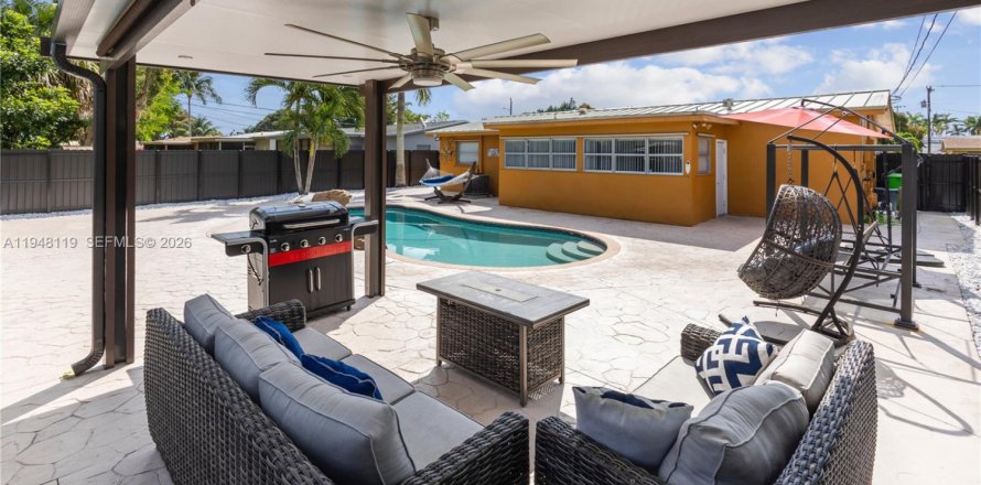 Casa en Sunrise, Florida 2 dormitorios, 85.38 m2 № 2004470