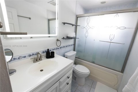 Casa en venta en Sunrise, Florida, 2 dormitorios, 85.38 m2 № 2004470 - foto 16