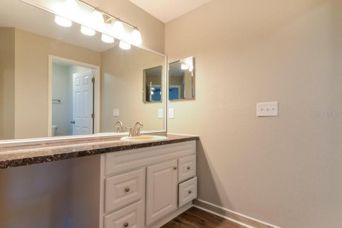 Villa ou maison à louer à Riverview, Floride: 4 chambres, 167.97 m2 № 2100501 - photo 11