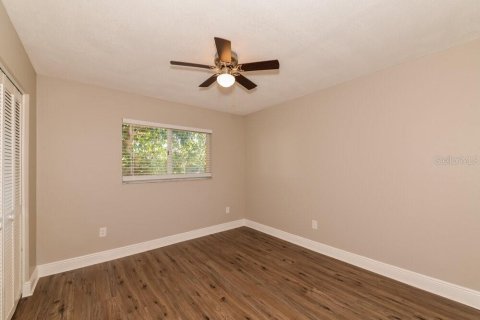 Villa ou maison à louer à Riverview, Floride: 4 chambres, 167.97 m2 № 2100501 - photo 13
