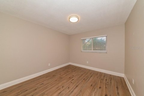 Villa ou maison à louer à Riverview, Floride: 4 chambres, 167.97 m2 № 2100501 - photo 12