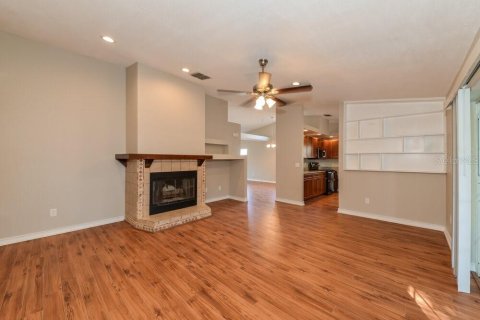 Villa ou maison à louer à Riverview, Floride: 4 chambres, 167.97 m2 № 2100501 - photo 8