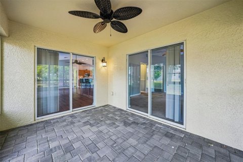 House in Spring Hill, Florida 2 bedrooms, 139.35 sq.m. № 2321125 - photo 24