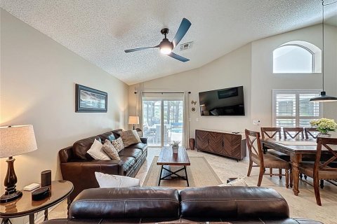 House in Haines City, Florida 4 bedrooms, 143.63 sq.m. № 1856369 - photo 6