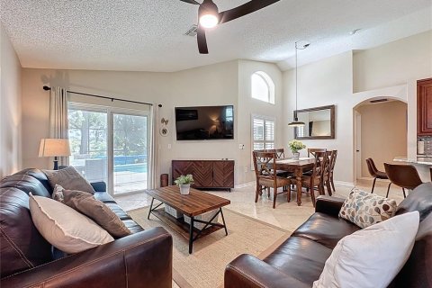 House in Haines City, Florida 4 bedrooms, 143.63 sq.m. № 1856369 - photo 5