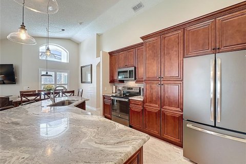 House in Haines City, Florida 4 bedrooms, 143.63 sq.m. № 1856369 - photo 15