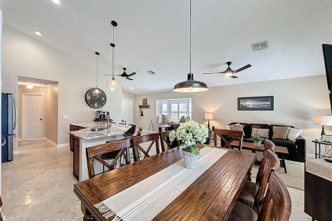 House in Haines City, Florida 4 bedrooms, 143.63 sq.m. № 1856369 - photo 16