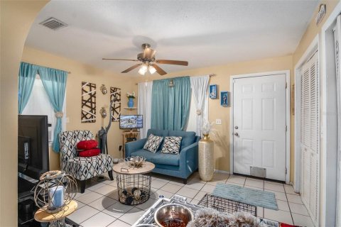 Villa ou maison à vendre à Cocoa, Floride: 2 chambres, 86.96 m2 № 1872832 - photo 10
