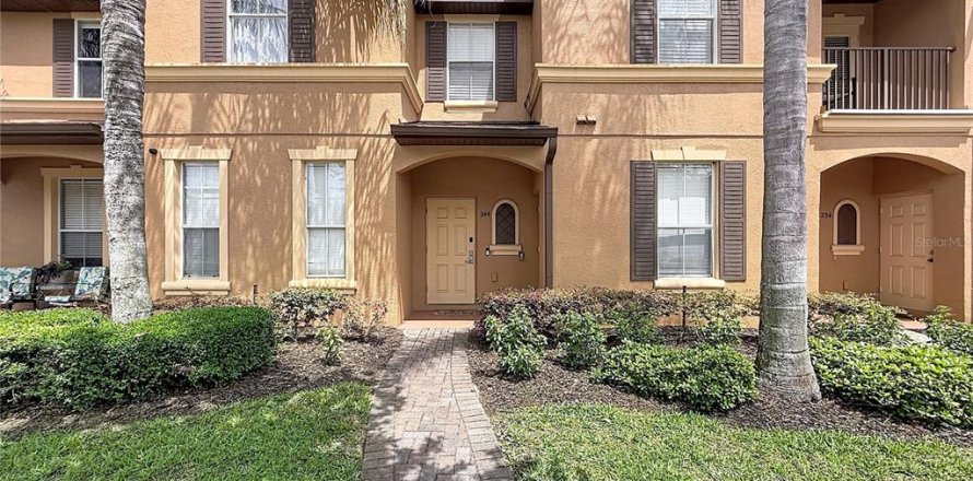 Touwnhouse à Davenport, Floride 4 chambres, 138.61 m2 № 2412756