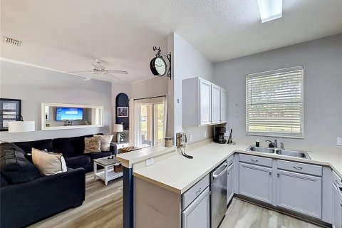 Touwnhouse à vendre à Davenport, Floride: 4 chambres, 138.61 m2 № 2412756 - photo 15